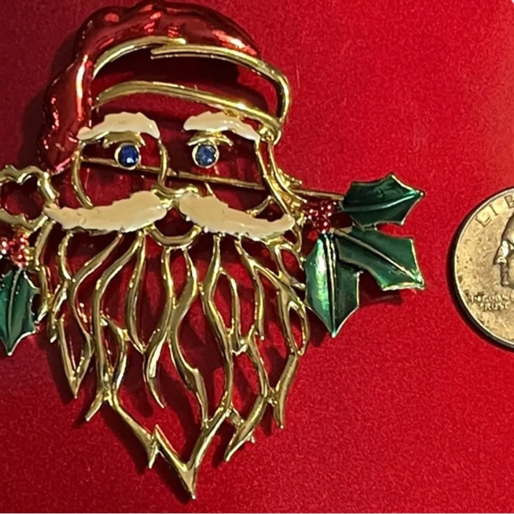 OUTSTANDING NOS LARGE SANTA CHRISTMAS PIN SIGNED JJ